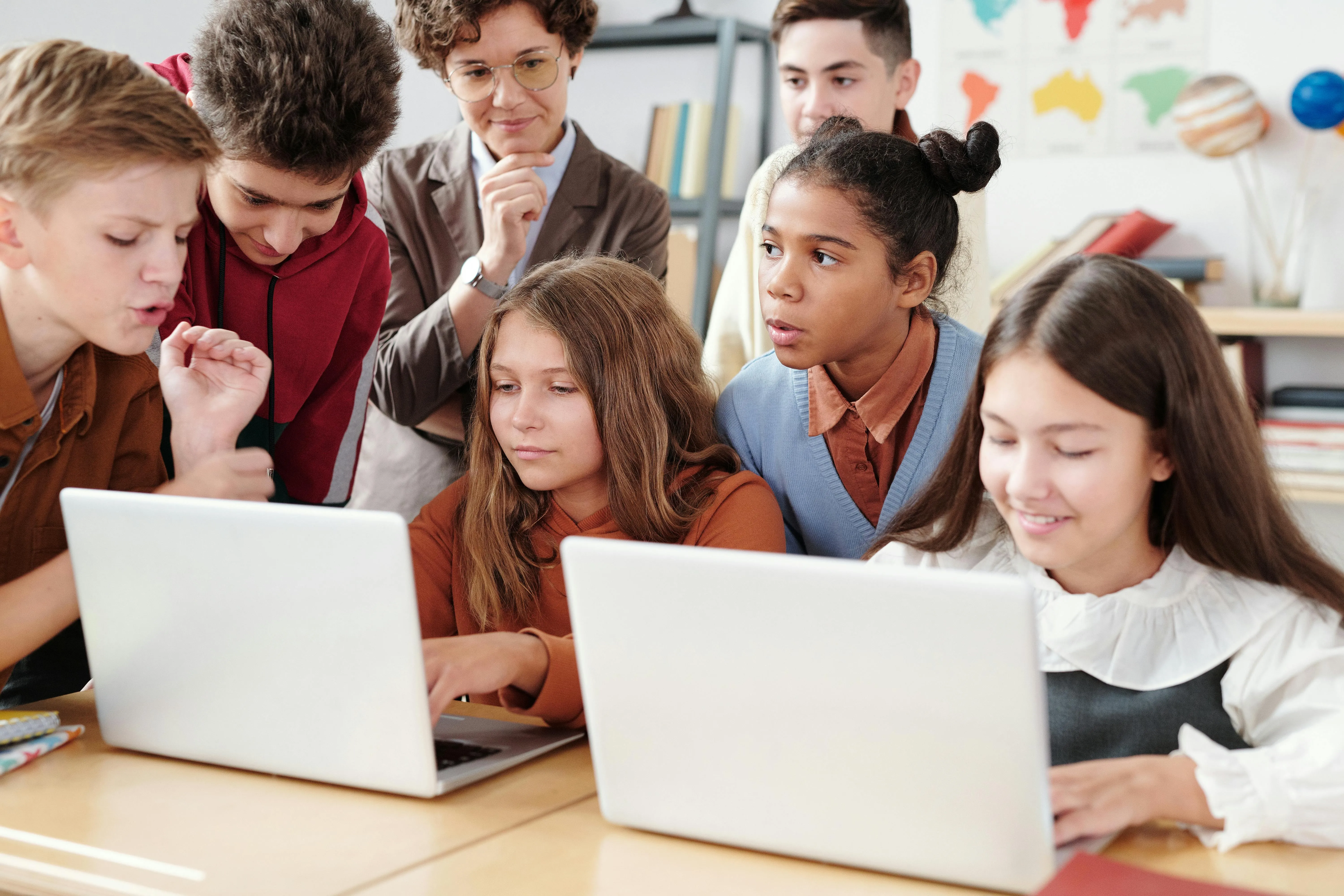 Estrategias para mejorar la retención escolar con tecnología