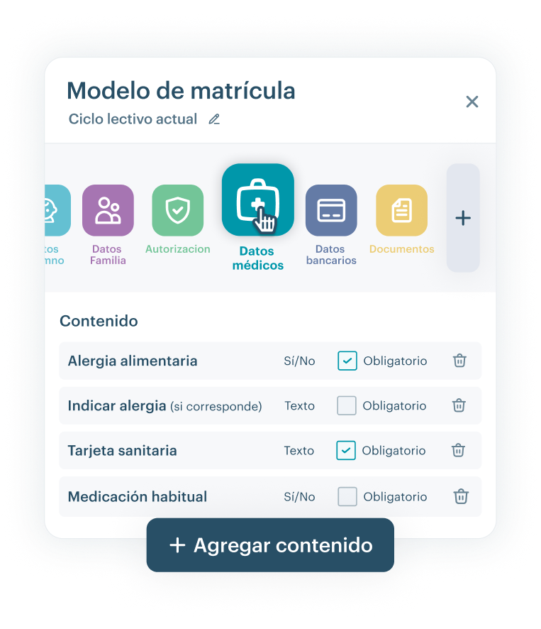 Panel de KinderUp mostrando la configuración de formularios de matrícula personalizables